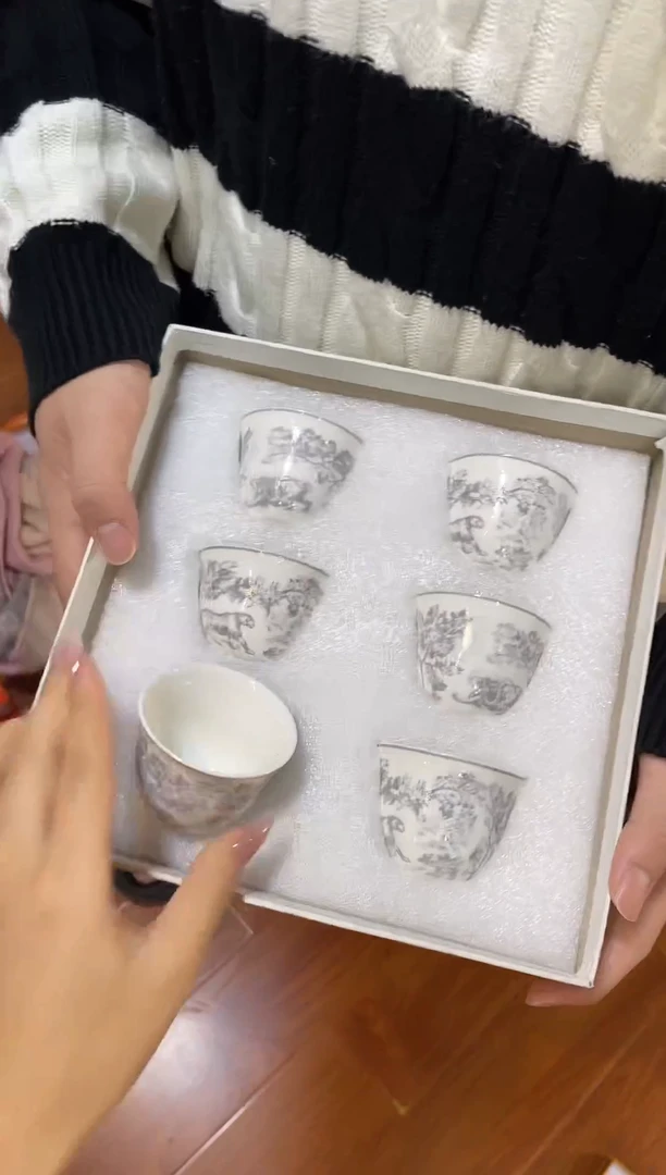 杯鸿辉家品牌瓷器，京东包邮！