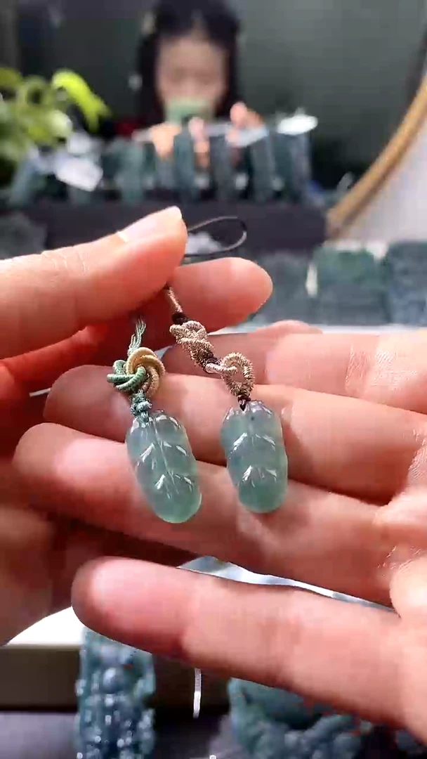 【闪购商品】翡翠颈饰未镶嵌翡翠多样性发货发其一件