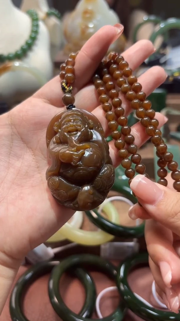 颈饰未镶嵌和田玉1