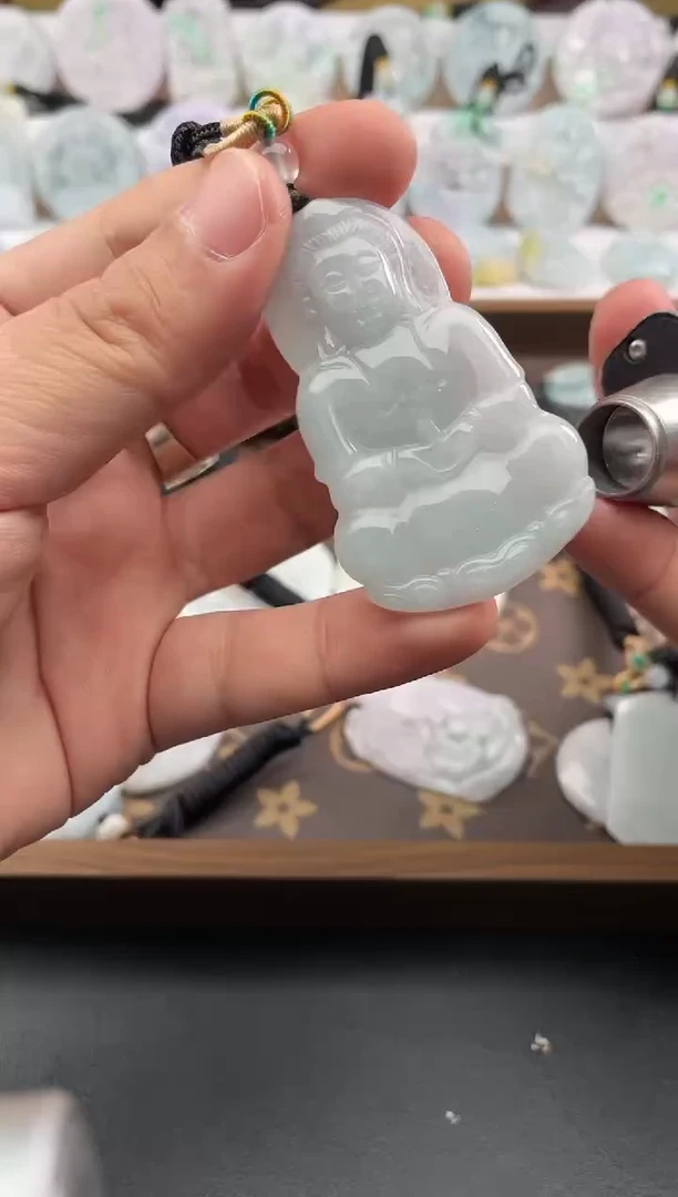 颈饰未镶嵌翡翠25/12/14/.69