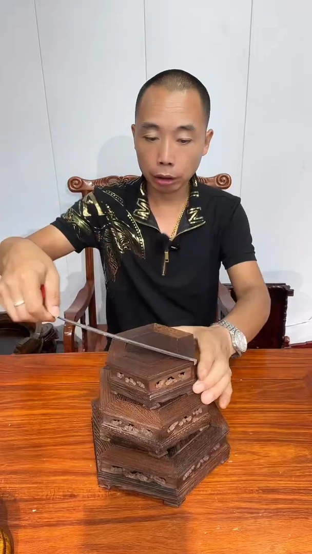 木鸡翅木六角方台套三