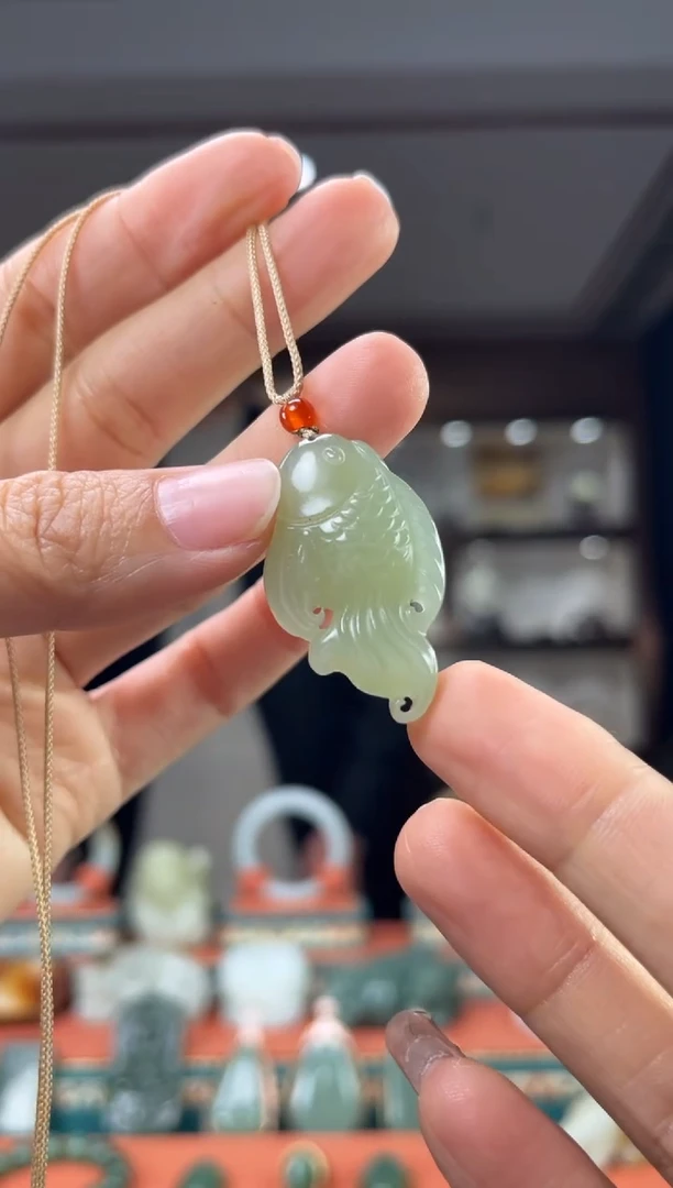 【闪购商品】和田玉颈饰未镶嵌1