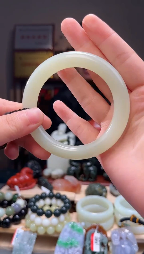 颈饰未镶嵌和田玉58