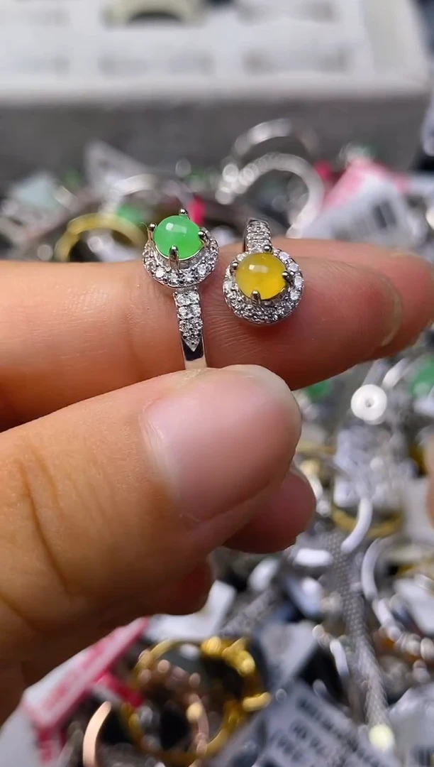 未镶嵌戒指翡翠百内无证书