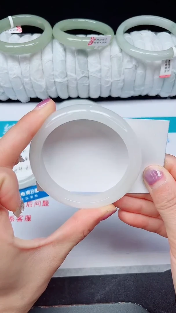 未镶嵌手镯石英质玉191-56/57