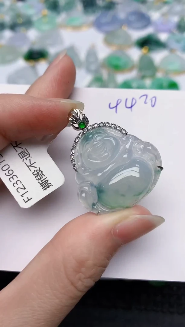 颈饰18K金镶嵌翡翠天然缅甸A货翡翠百元以上9元证书费自理