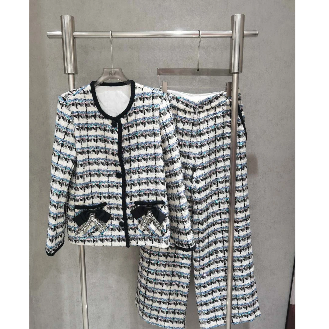 RY | 轻奢手工亮片钉珠外套