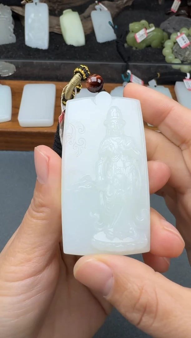 颈饰未镶嵌和田玉干*面2