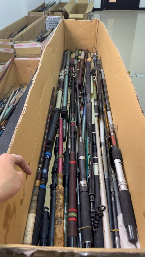 静**然 孤品微瑕， 以直播间为准  加 10元发顺丰