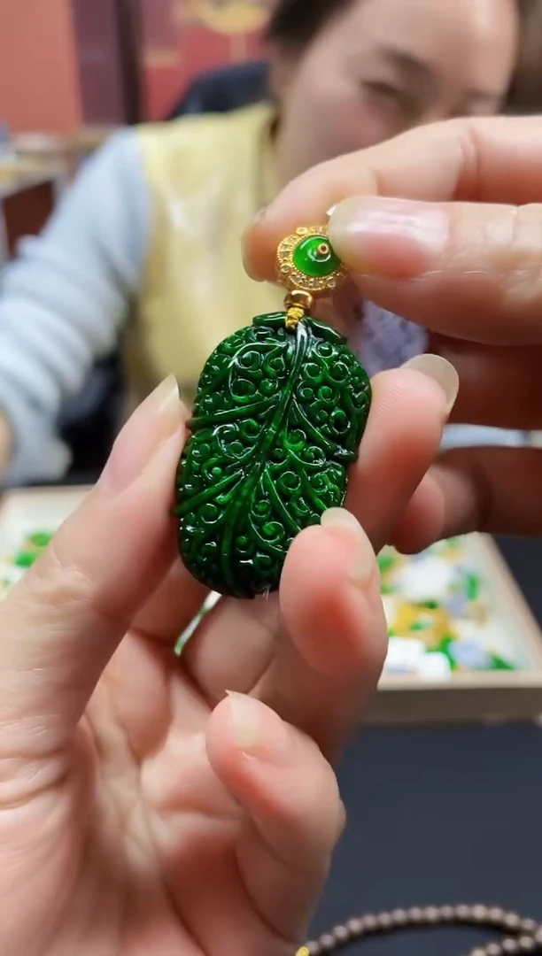 颈饰未镶嵌翡翠翡翠吊坠34