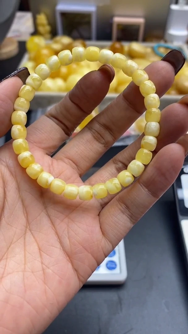 琥珀未镶嵌珠宝奇石456