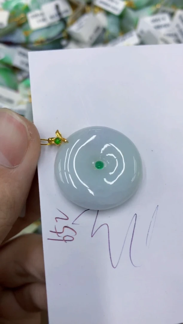 颈饰未镶嵌翡翠11111111111
