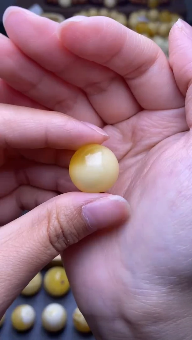 【闪购商品】琥珀裸石未镶嵌大小姐珠宝严选14