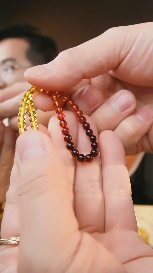 裸石琥珀未镶嵌手机链