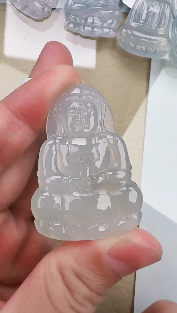 翡翠未镶嵌颈饰/缅甸天然翡翠A货