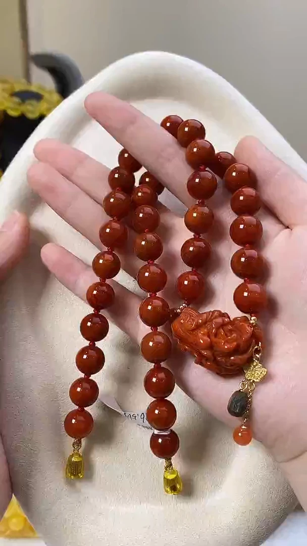 颈饰未镶嵌南红玛瑙项链