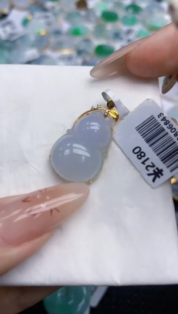 翡翠18K金镶嵌颈饰106   天然翡翠A货