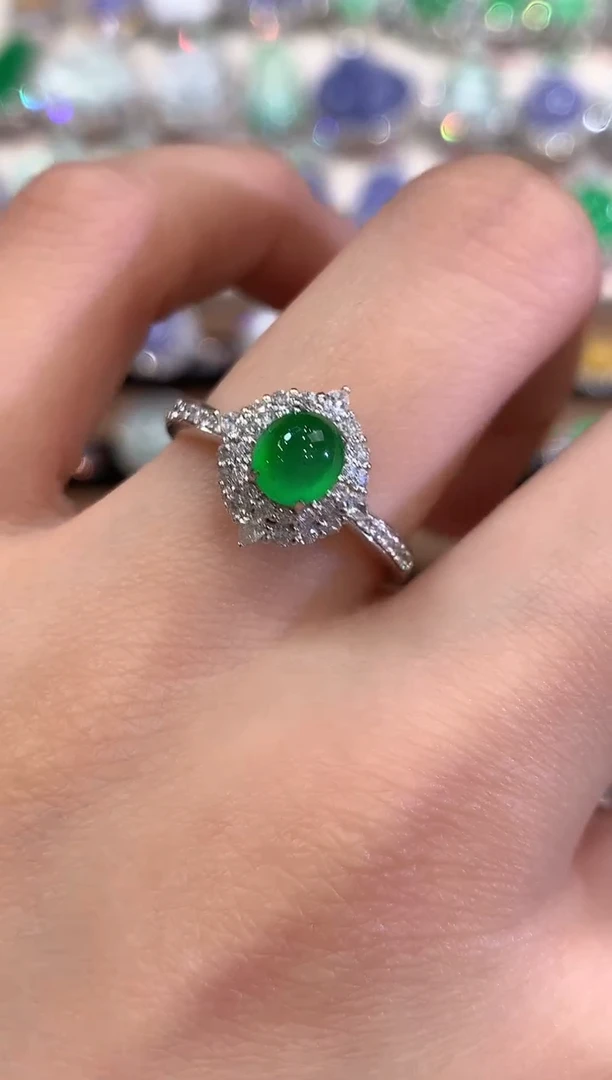 18K金镶嵌戒指翡翠a114