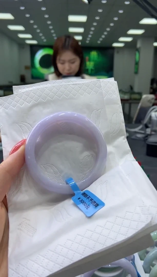 未镶嵌手镯翡翠是****呀0055948