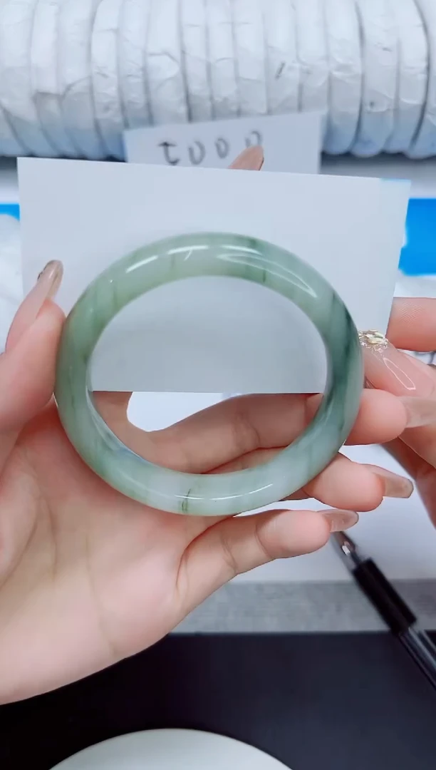 石英质玉手镯未镶嵌44/56