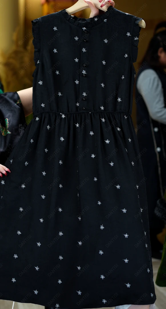 冰萃深夏《非遗美学》2265国风复古显瘦减龄无袖连衣裙