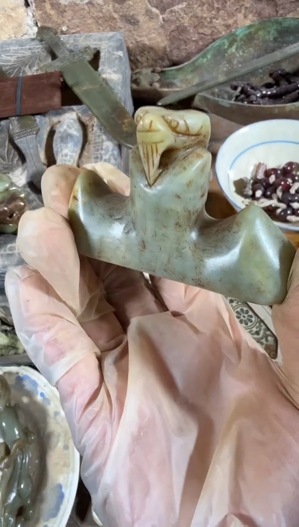 未镶嵌岫岩河磨玉（透闪石质玉）挂件王****2玉器555555