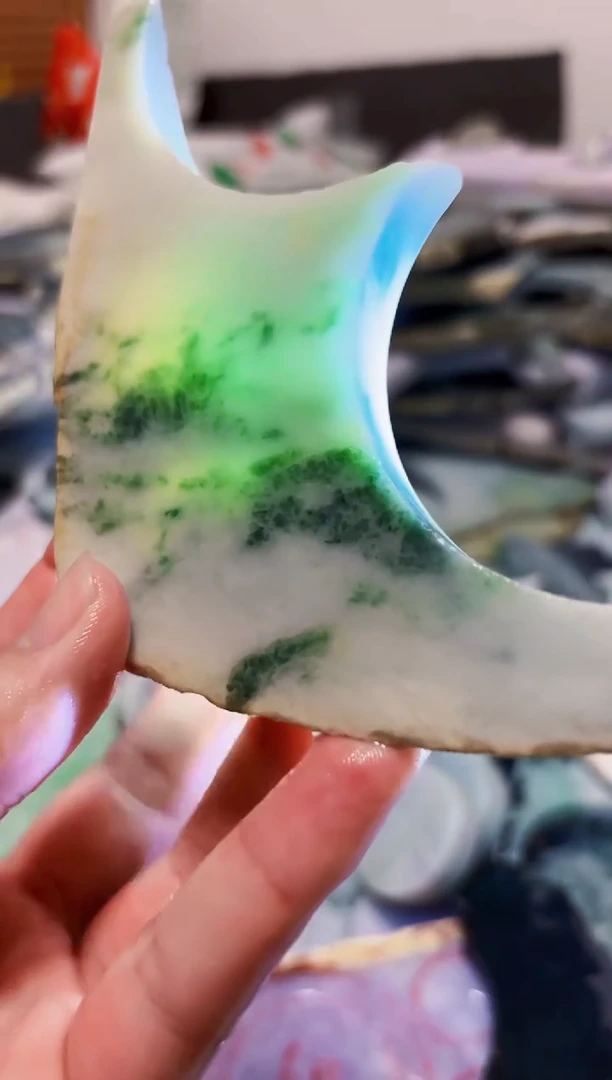 【闪购商品】翡翠颈饰未镶嵌A货白文1733