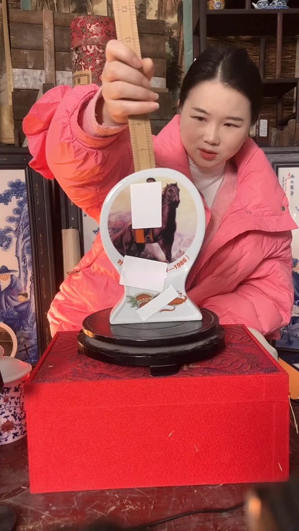 陶景德镇陶瓷摆件M380