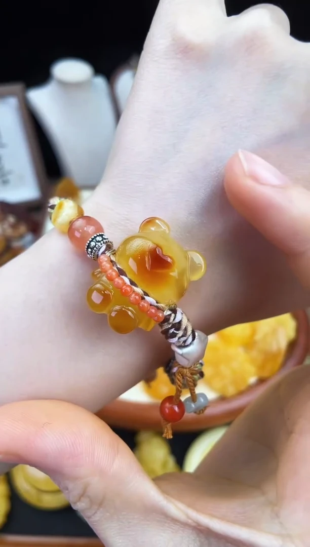 琥珀未镶嵌珠宝奇石柒月