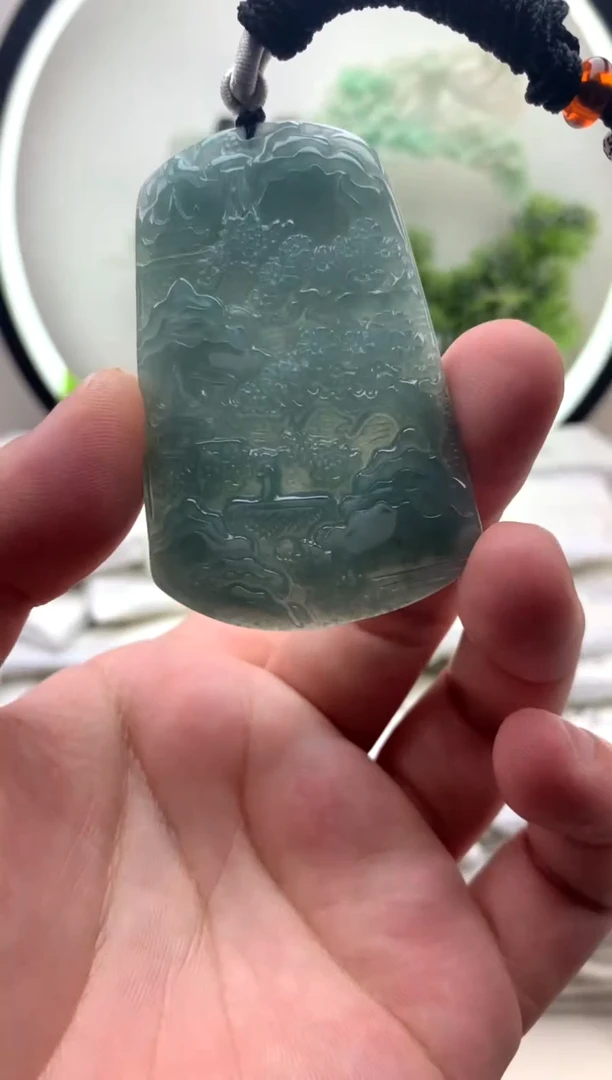 颈饰未镶嵌翡翠山水1