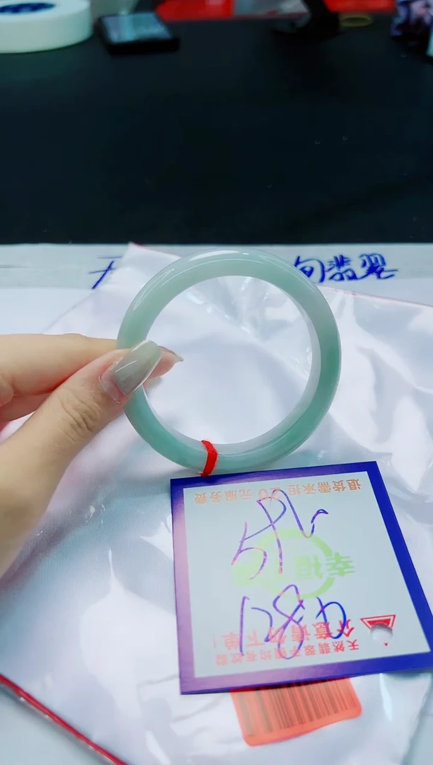 翡翠手镯未镶嵌天然缅甸翡翠A货！A货！A货！A货！A货！