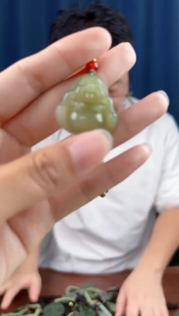 未镶嵌和田玉挂件拍一发一，多样性发货