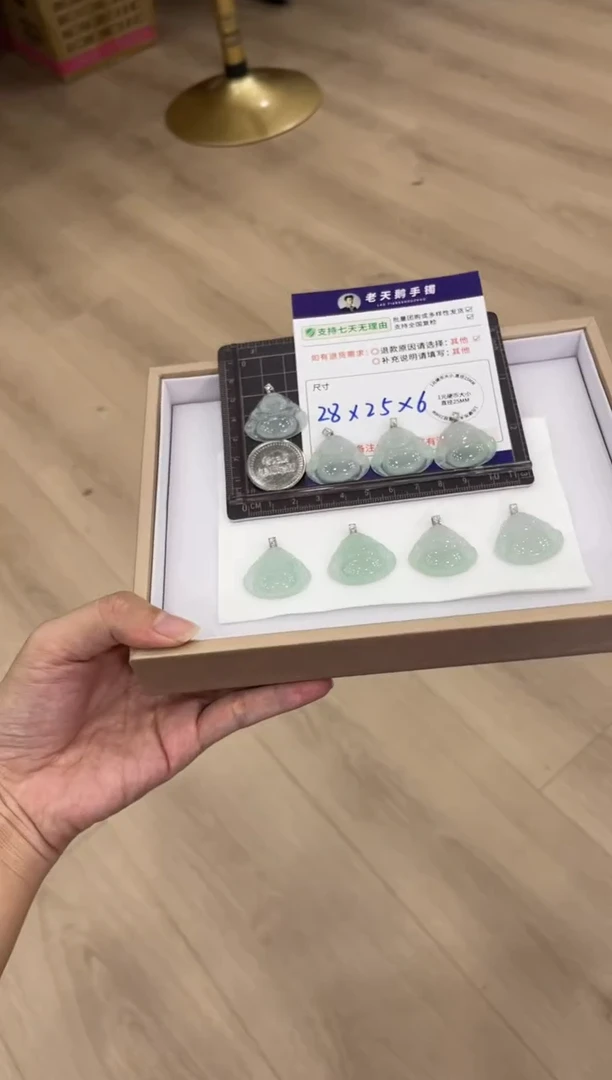 颈饰18K金镶嵌翡翠佛公配绳17/多样性发其一CP