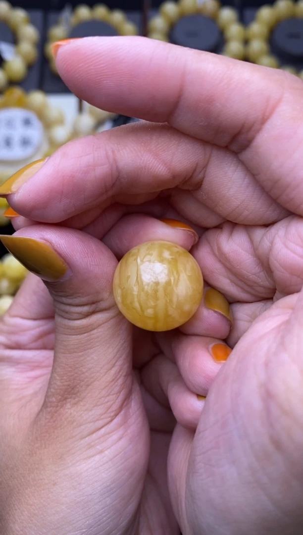 未镶嵌琥珀裸石大小姐珠宝2