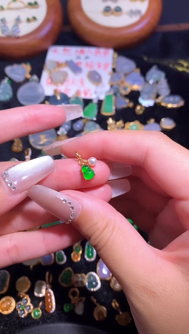 颈饰银S925镶嵌翡翠天然a货翡翠