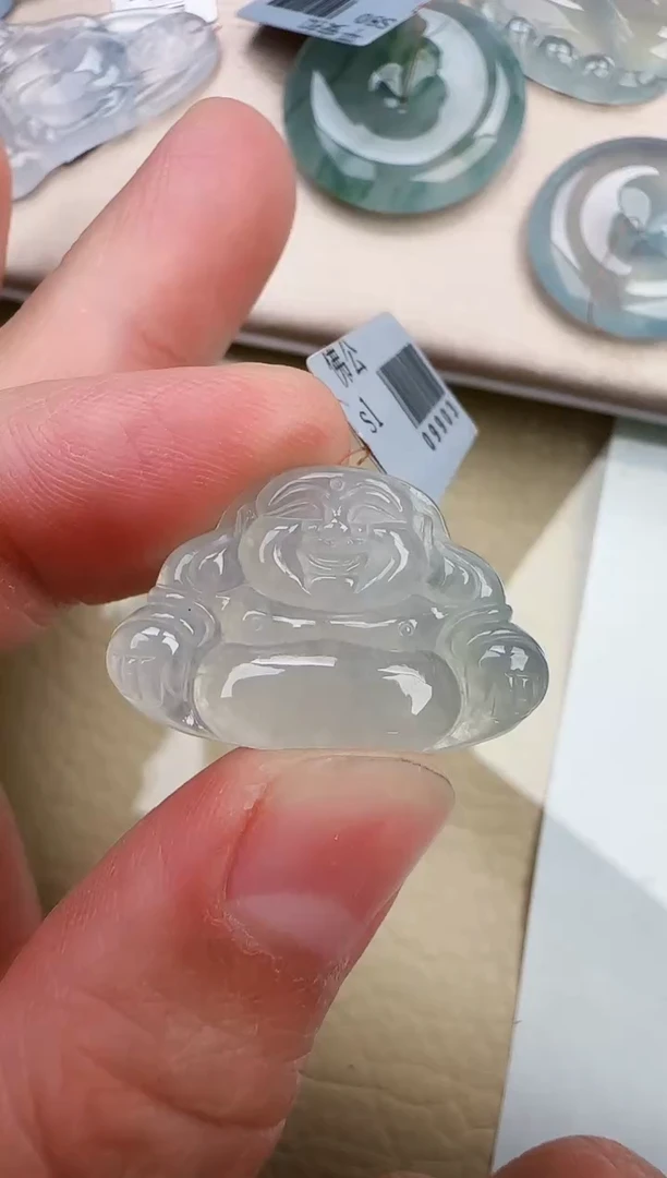 翡翠未镶嵌颈饰/缅甸天然翡翠A货