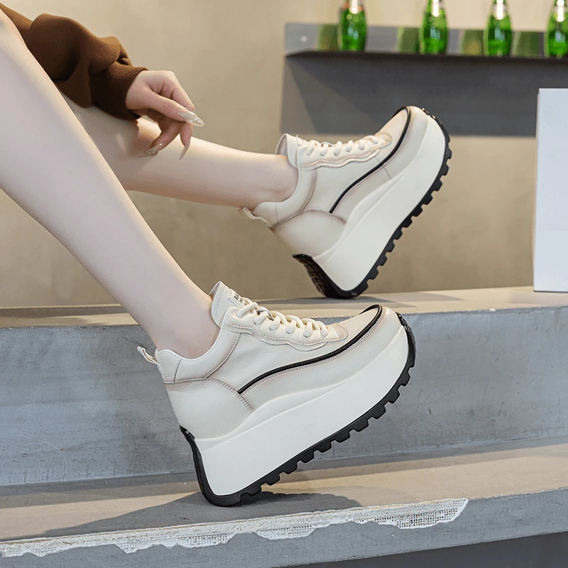 雨土女鞋加绒加厚休闲运动鞋高帮女鞋秋冬季新款百搭时尚老爹鞋