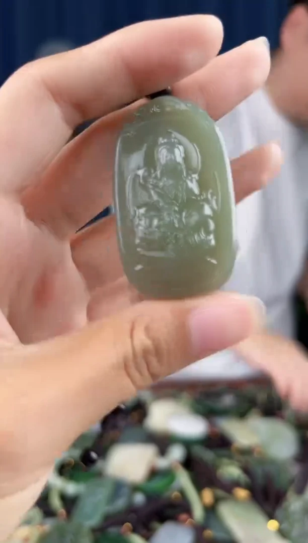 未镶嵌和田玉挂件拍一发一，多样性发货
