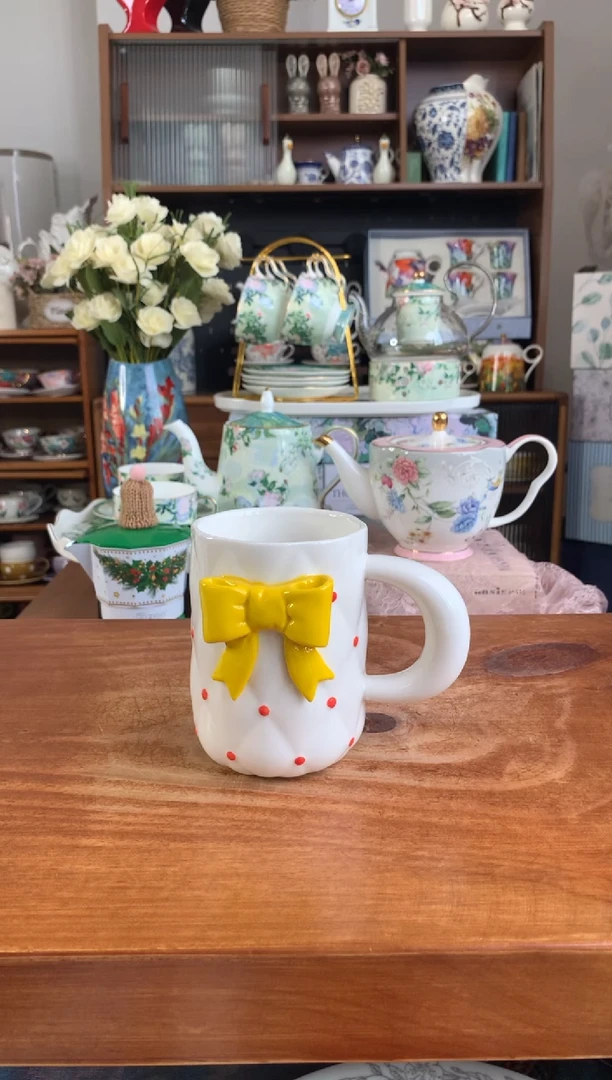 陶瓷【限时福利】黄色蝴蝶结马克杯