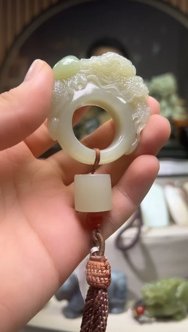 未镶嵌和田玉把件扳指