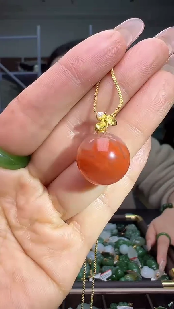 未镶嵌颈饰玛瑙/玉髓（多样性发货.发其一）11.28.81