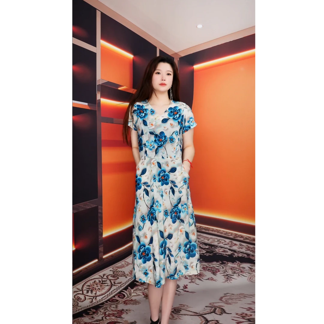 夏季新款冰丝妈妈连衣裙宽松大码短袖收腰中长款印花显瘦裙子