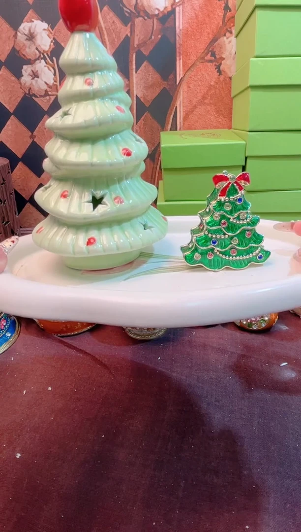 锌合金珐琅首饰盒默认微瑕拆盒不退～圣诞树加小夜灯