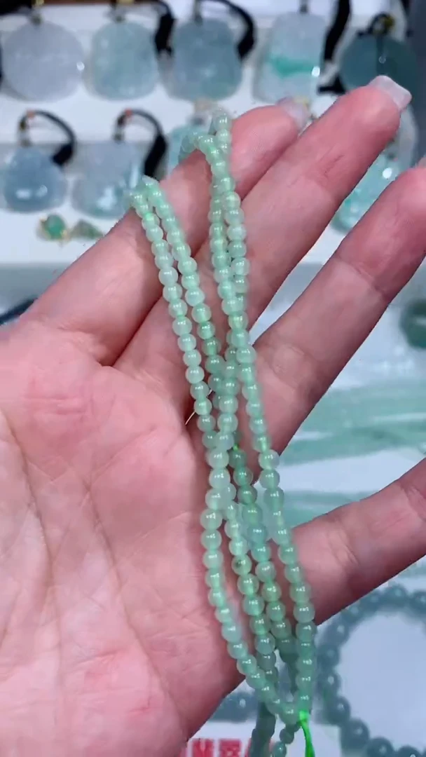 翡翠未镶嵌颈饰珠链