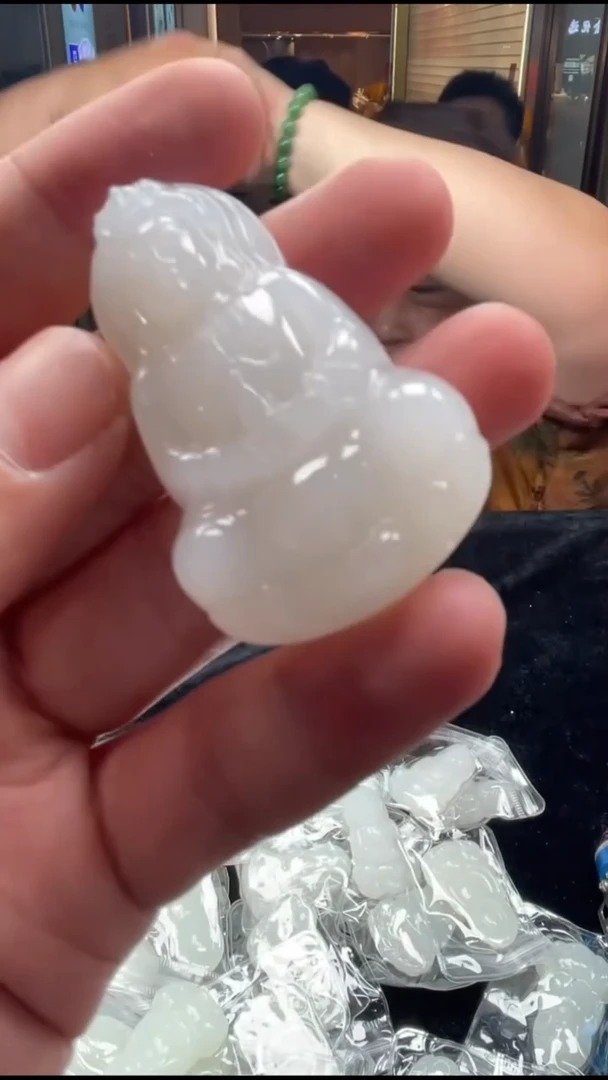 定制和田玉未镶嵌37378T16-3N3-多样性/发一件-D