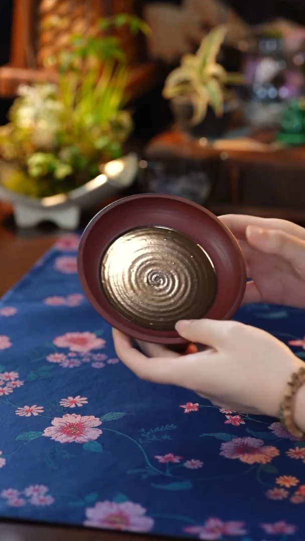 赤金壶承