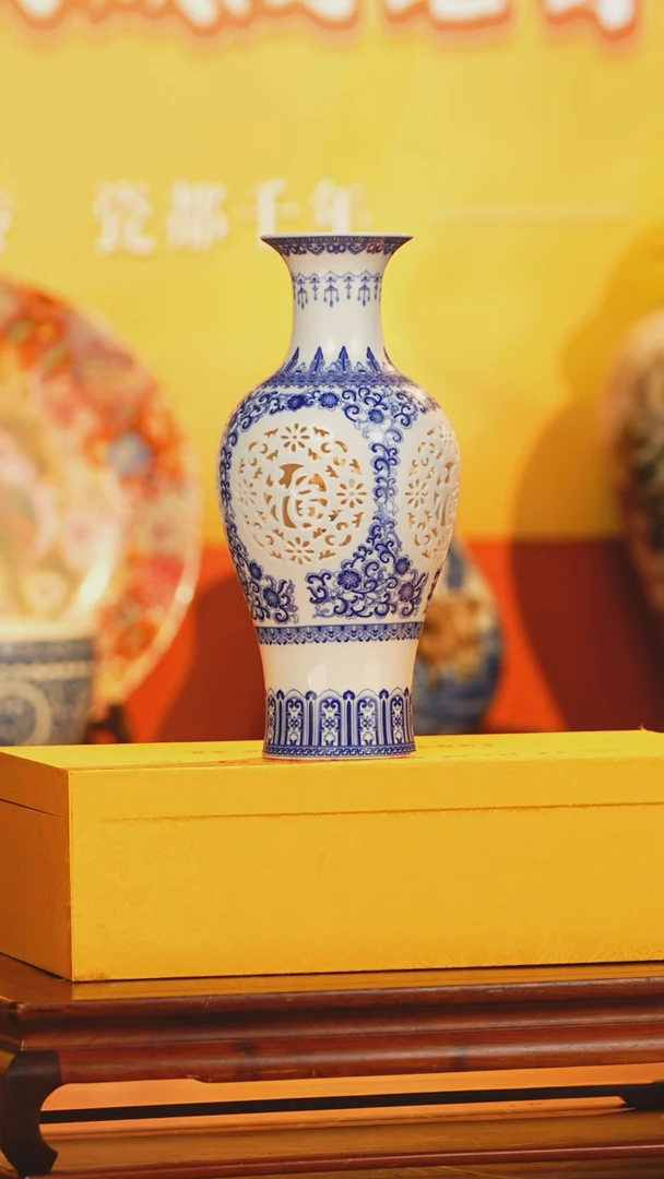 【闪购商品】摆件《景东陶瓷》艺术摆件W886