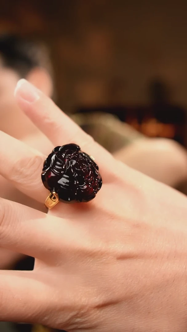 琥珀颈饰银S925镶嵌牡丹花戒指