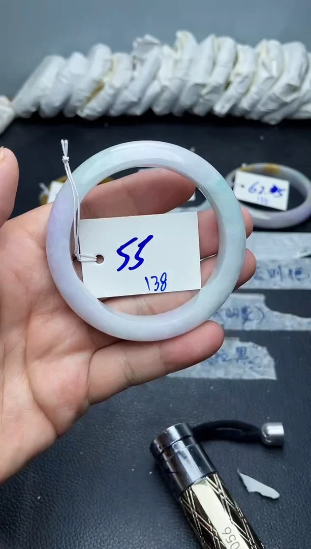 未镶嵌手镯翡翠138