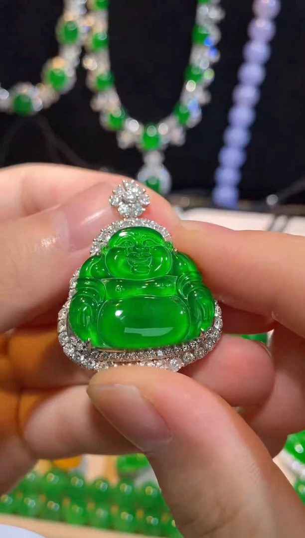 吊坠(赠链)18K金镶嵌翡翠翡翠吊坠